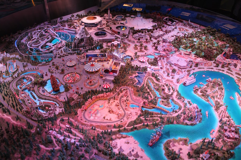 An impressive 3D plan of Disneyland