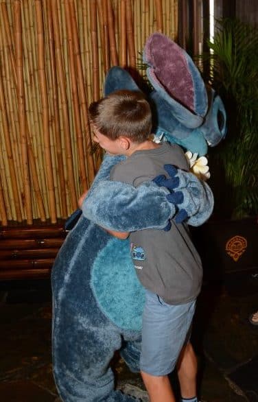 A big Stitch hug