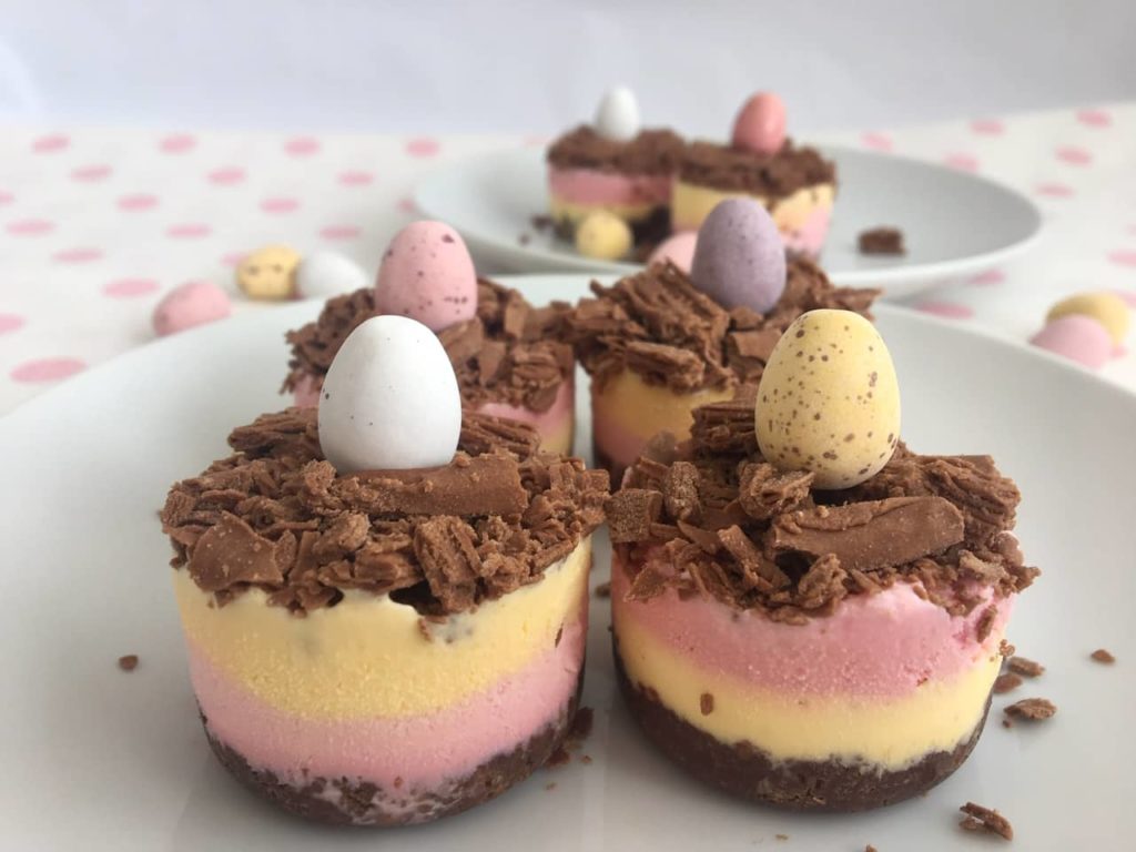 Mini Easter Ice-cream Cakes