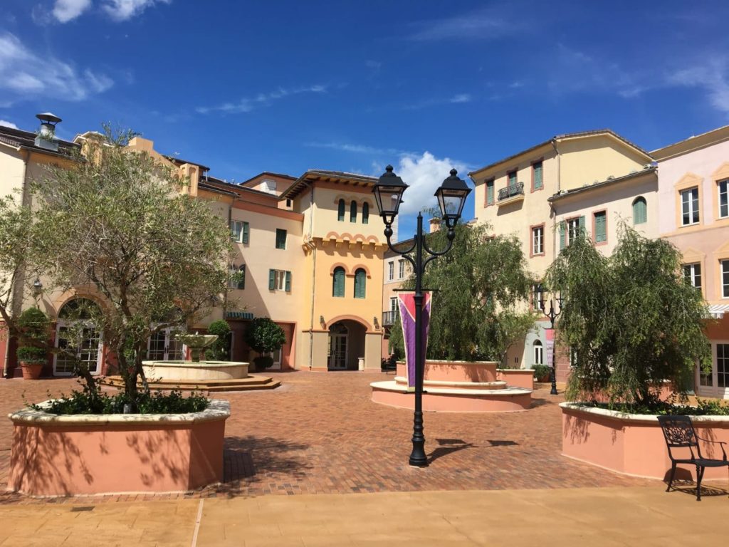 Loews Portofino Bay Citrus Piazza courtyard