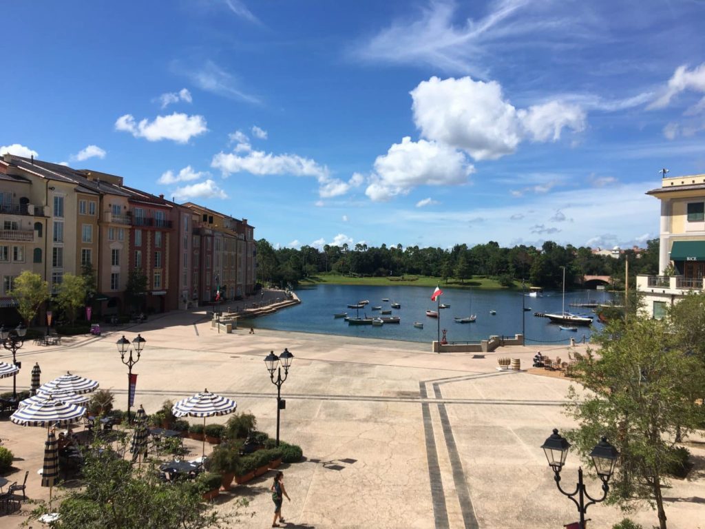 Loews Portofino Bay Harbor Piazza