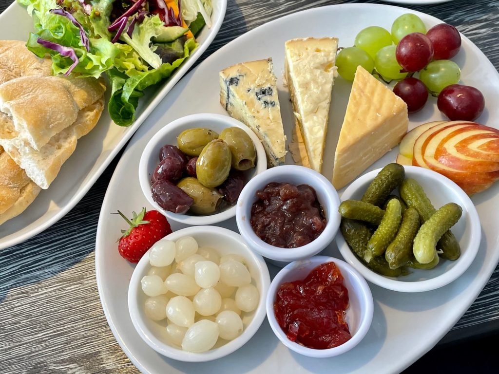 1st Class Food Lindisfarne Ploughmans