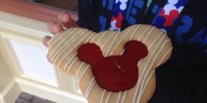 Mickey Strawberry Shortcake Cookie