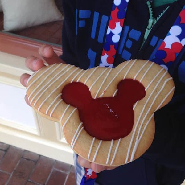 Mickey Strawberry Shortcake Cookie