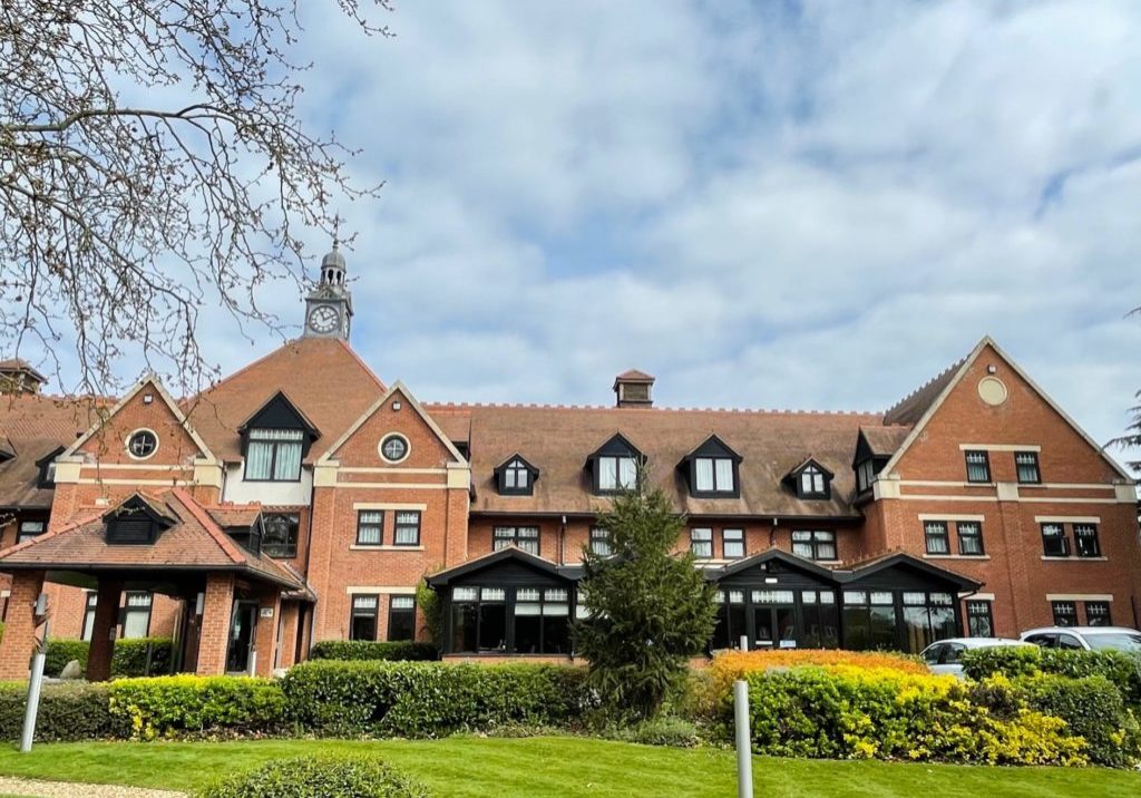 DoubleTree Hilton Stratford-upon-Avon Exterior