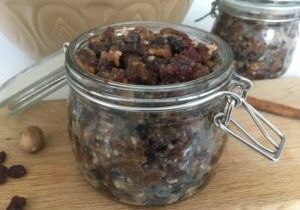 Boozy Christmas Mincemeat Recipe